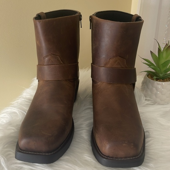 Brand New Men’s Brown “ DINGO“ Boots - Picture 5 of 13